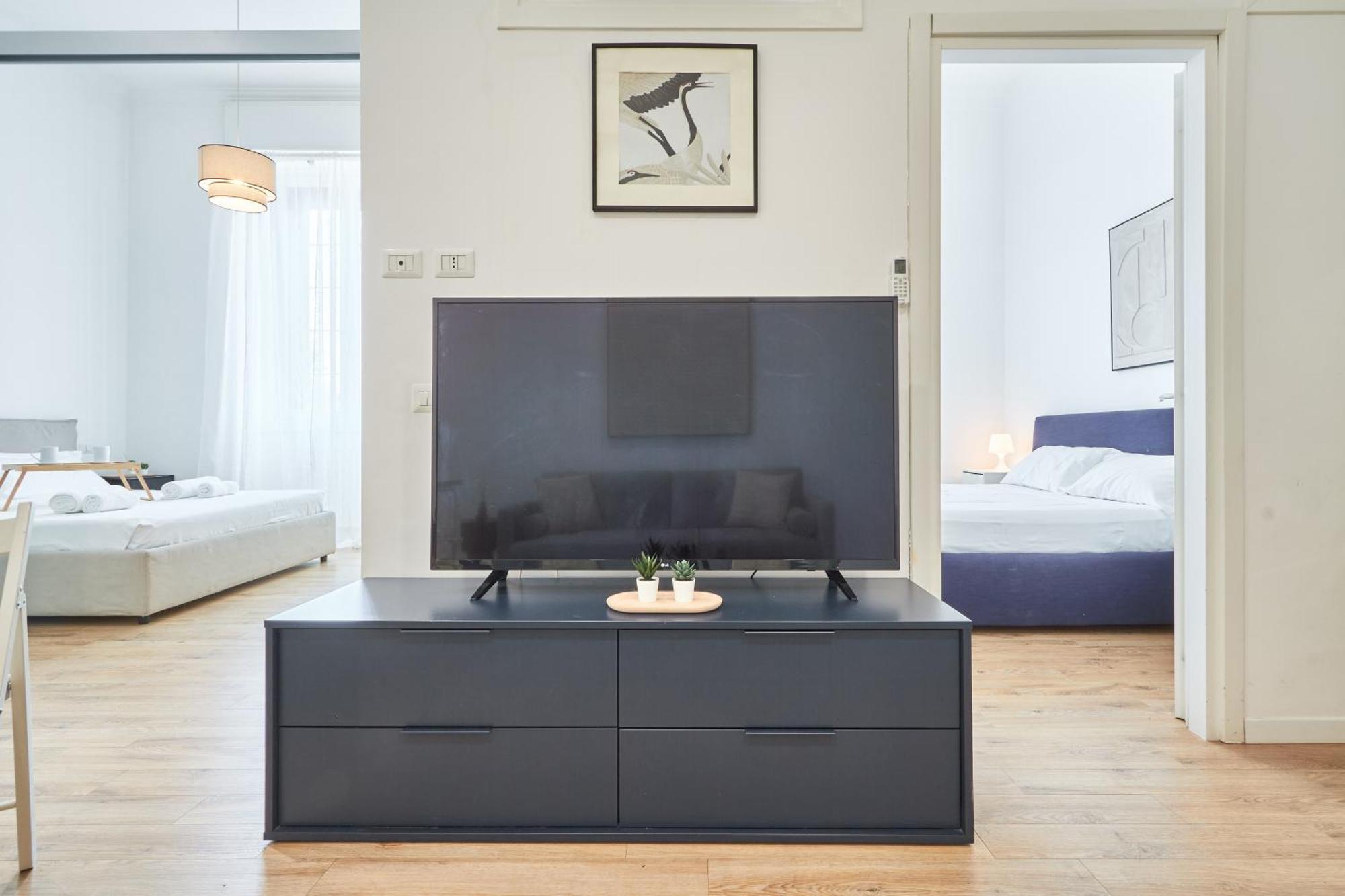 מילאנו Spacious Flat Close To Fondazione Prada & Metro מראה חיצוני תמונה